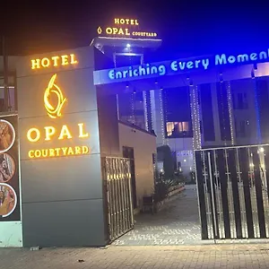 Otel Opal Courtyard, Agra (Uttar Pradesh)