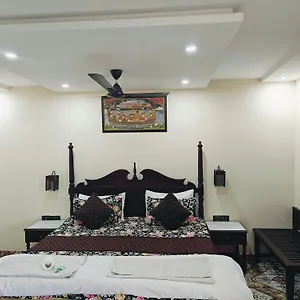 Tourist Agra Hotel
